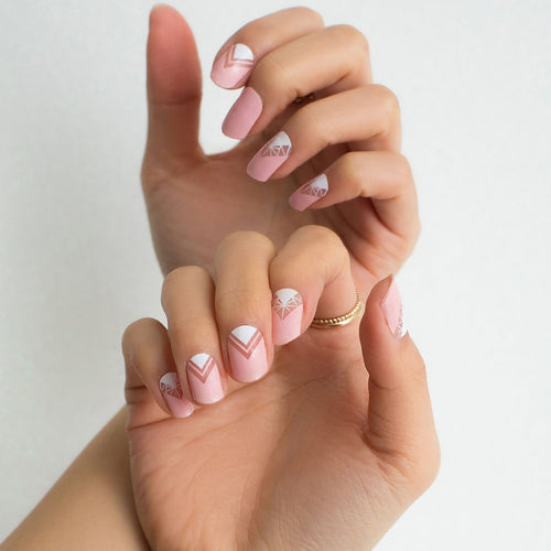 This set is so dreamy with diamond shape designs on a transparent background. Flamingo pink is the main colour tone. Can be worn day or night but don’t be surprised if you draw too many compliments.