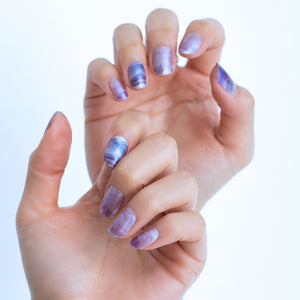 Inspired by a watercolour painting of orchid and lilac. When violet meet blue, it creates an energetic vibe. The light pearl undertone makes your hands glow. 
