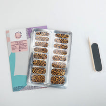 Load image into Gallery viewer, Big cats are here to play. Jaguar on your fingertips. It’s noticeable and fashionable.