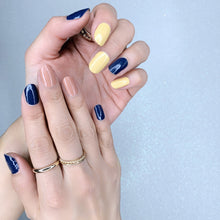Load image into Gallery viewer, This set is colourful yet simple. You will wear sunrise on one hand and sunset on the other.