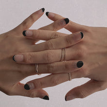 Load image into Gallery viewer, Pearl on French Tips